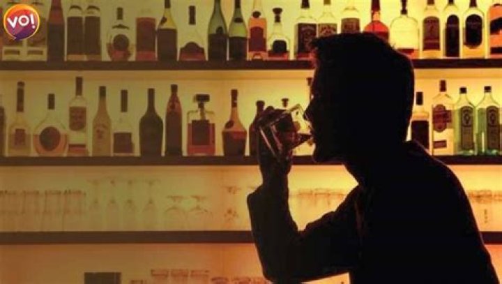 Can Tourists drink alcohol in Gujarat?