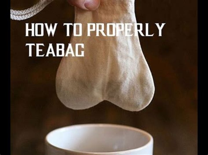 What does it mean to teabag someone in cod?